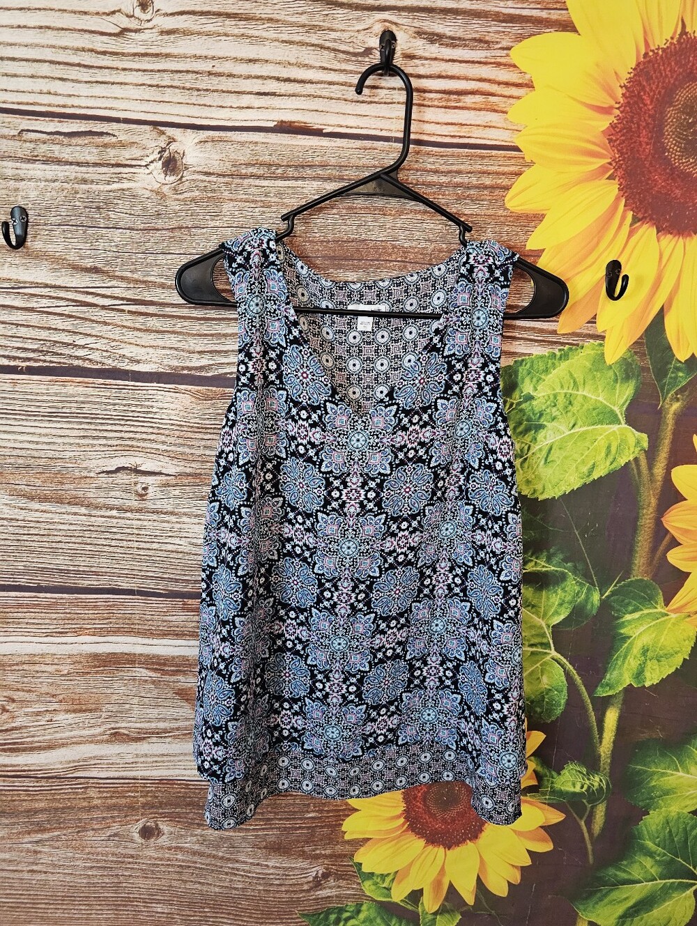Sleeveless Floral Medallion Print Tank Top - Black & Blue